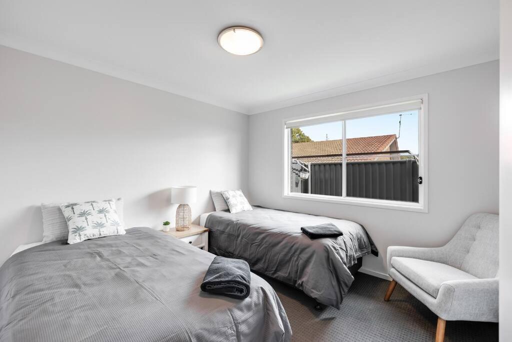 Stones Throw To Grammar, Queens Park & Cdb! Apartment Toowoomba Bagian luar foto